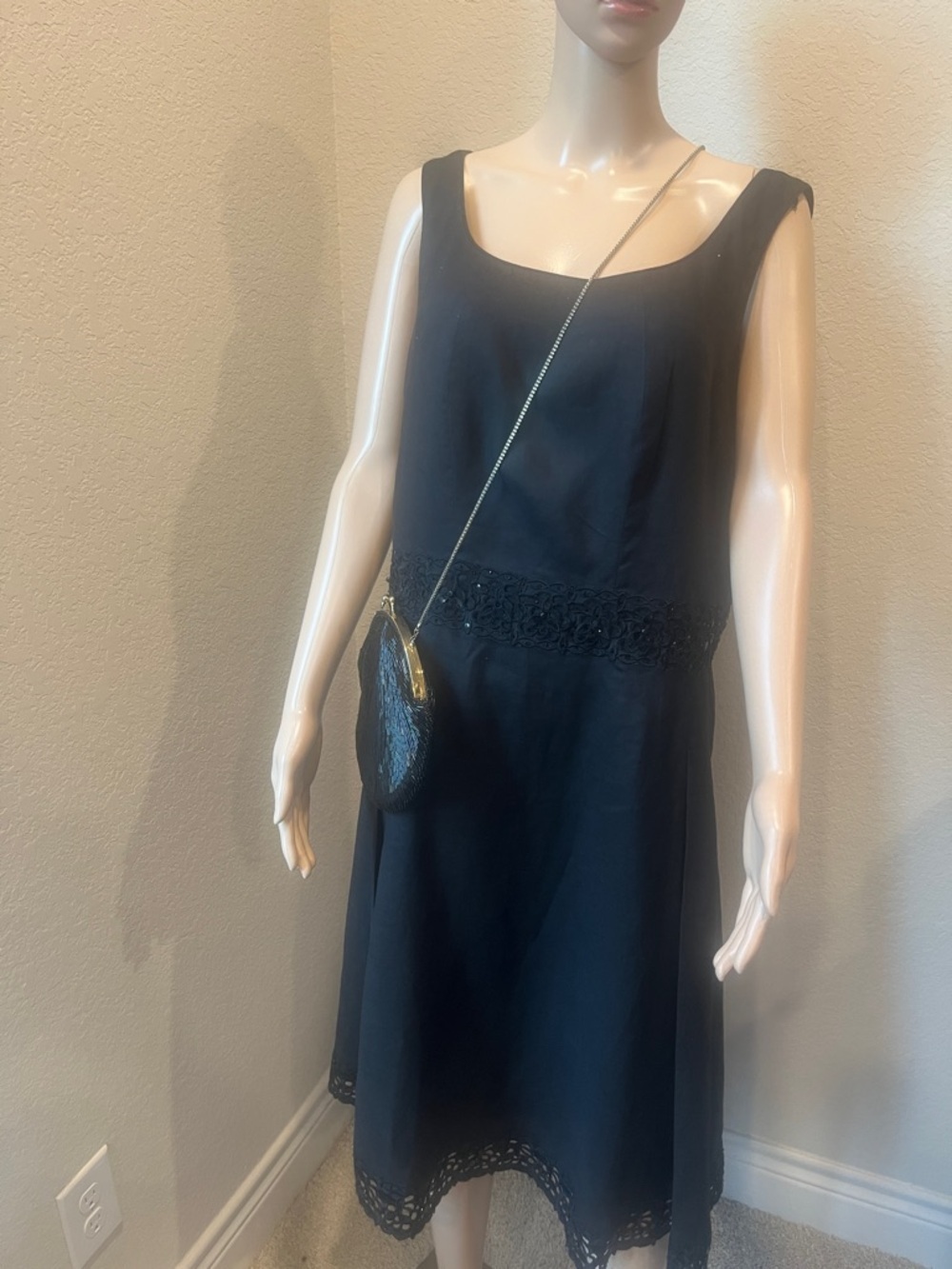 NWOT Lafayette 148 New York Elegant Black lined linen Lace Trim Dress